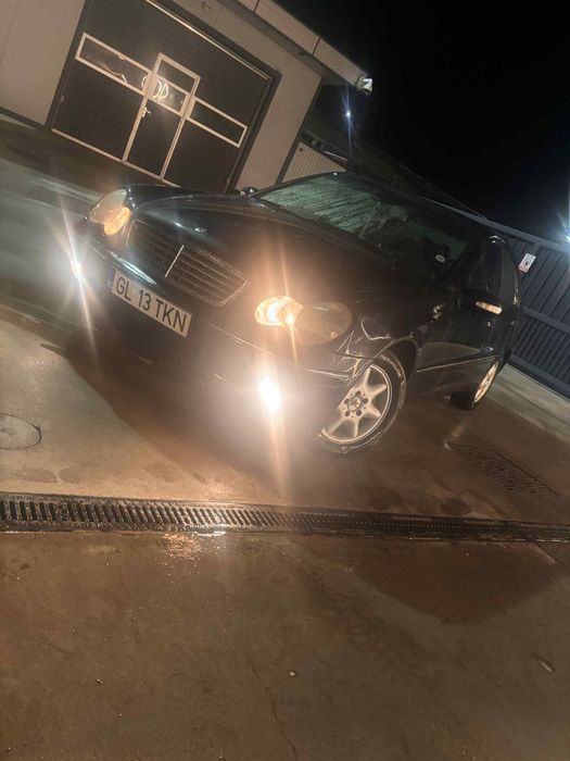 Vând Mercedes-Benz C class motor 2.2 W203
