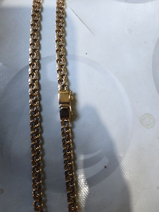 Продам цепочку Бисмарк