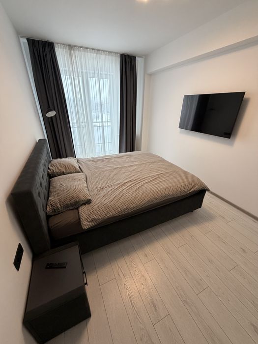 Inchiriez apartament 2 camere Maurer, open space