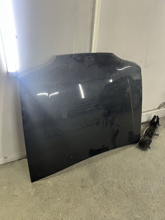 Продам капот 2114