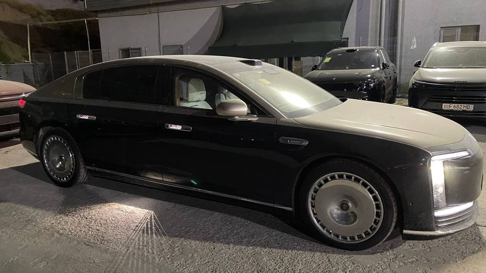 MAEXSTRO S 800 full option