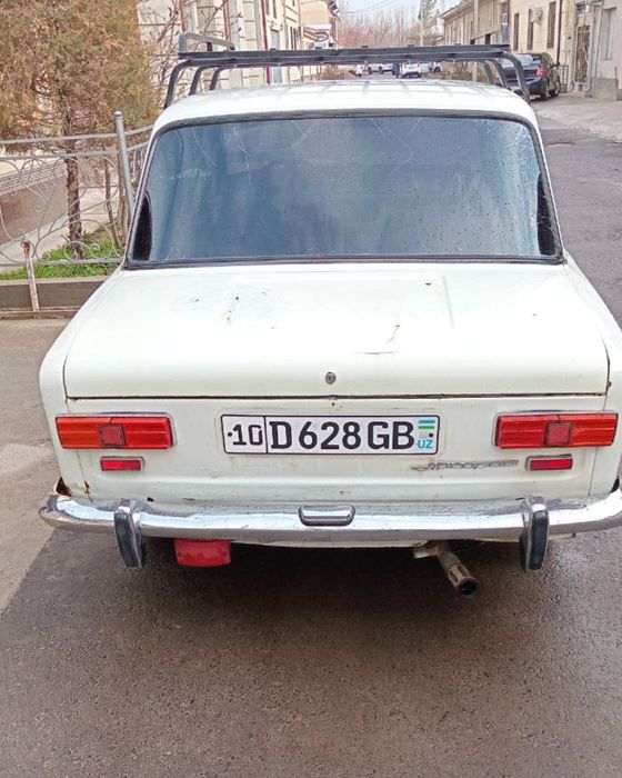 Jiguli  sotiladi srochma