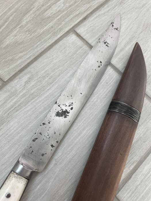 Буйновски нож , стар нож