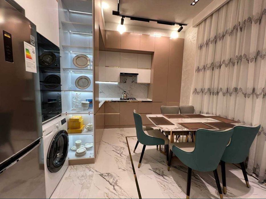 Продам! 110-Школа Цум! 3-х ком квартира в Центре с Шикарным ремонтом