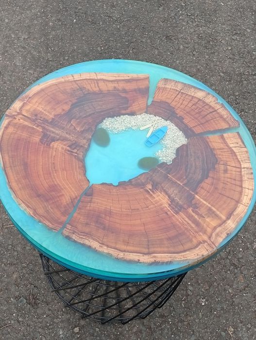 Măsuța de cafea cu rășină epoxidică