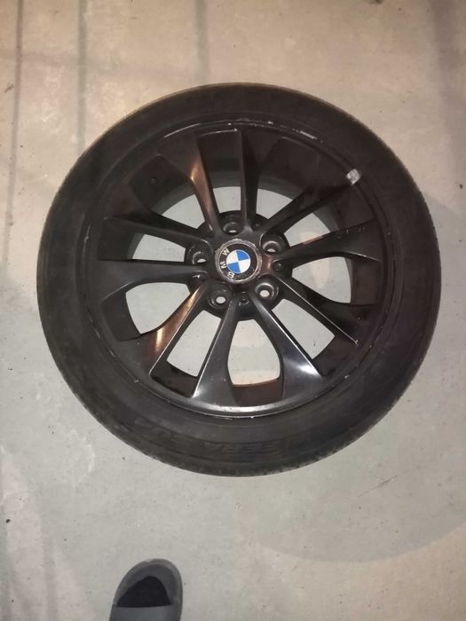 Vând 4jante cu anvelope pe 17