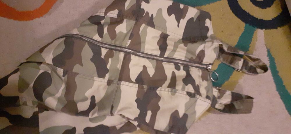Rochie camuflaj H&M, mas 36 (S), noua