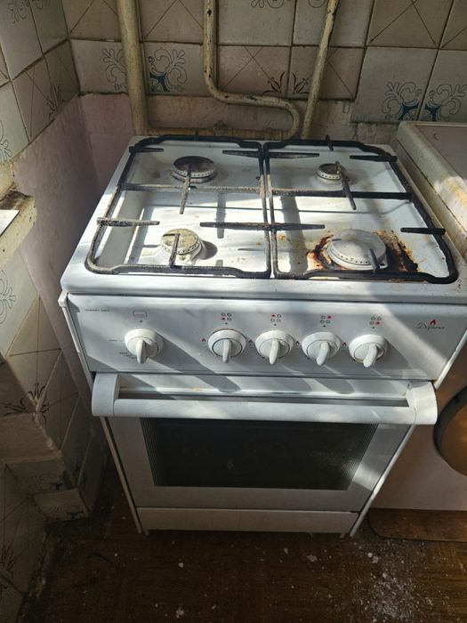 Газовая плита рабочая