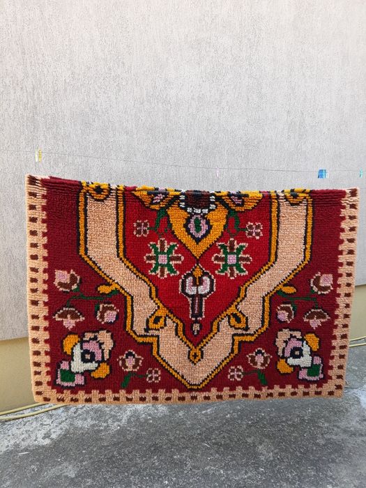 Вълнен китеник за спалня