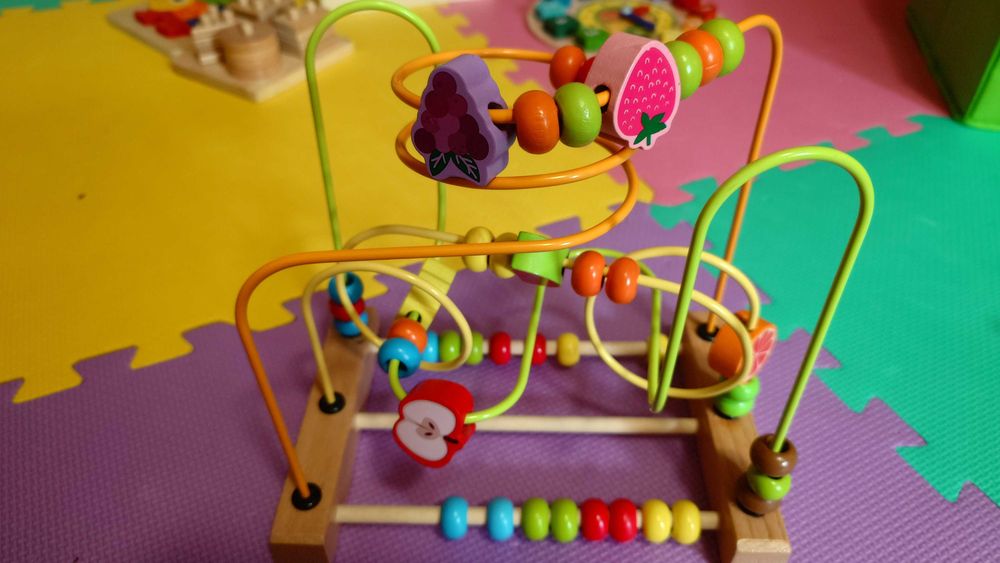 Jucarii 3+ Labirint, puzzle forme geometrice, ceas, elefanti, arici.