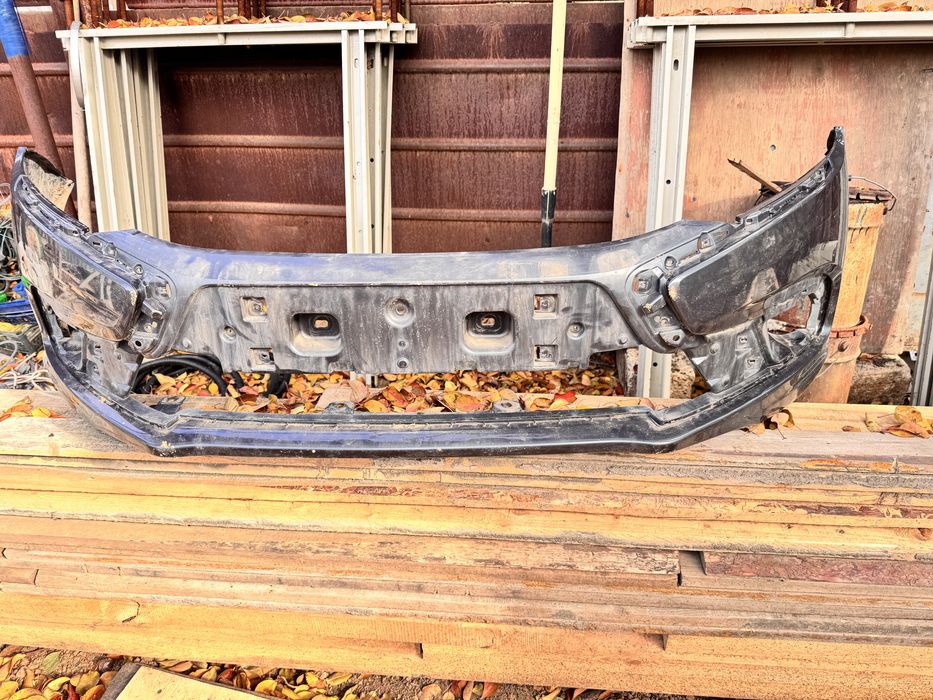 Бампер передний Гранта FL