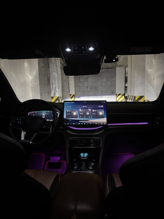 BYD song plus AWD gibrit (гибрит)