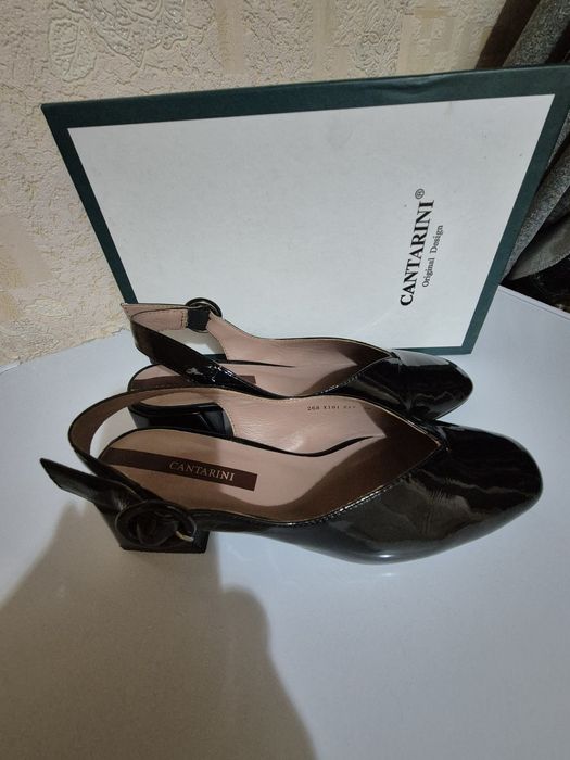 Басаножка кожаная чёрная.