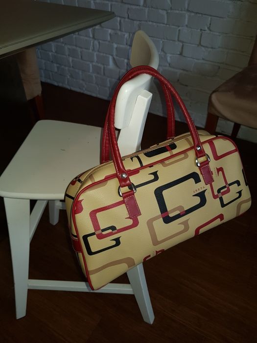 Дамска чанта от изкуствена кожа