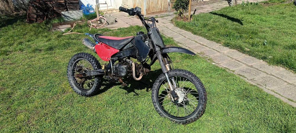 Продавам Кросов Мотор 125cc
