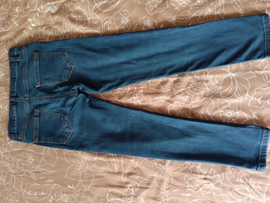 Детски дънки 8 г.