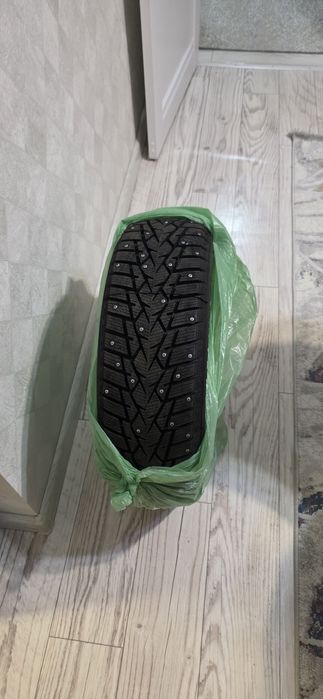 Новый Шина зима 185/65/15