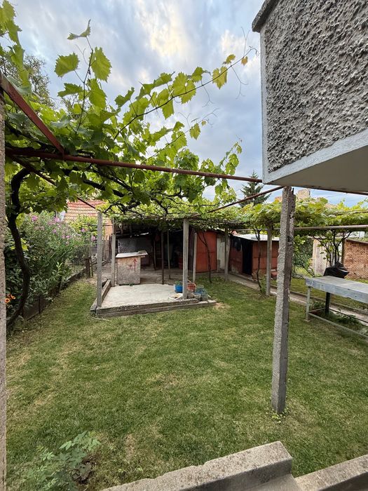 Продава се Къща в Разград, Център - 210 кв.м за 656 €/кв.м - Снимка #4