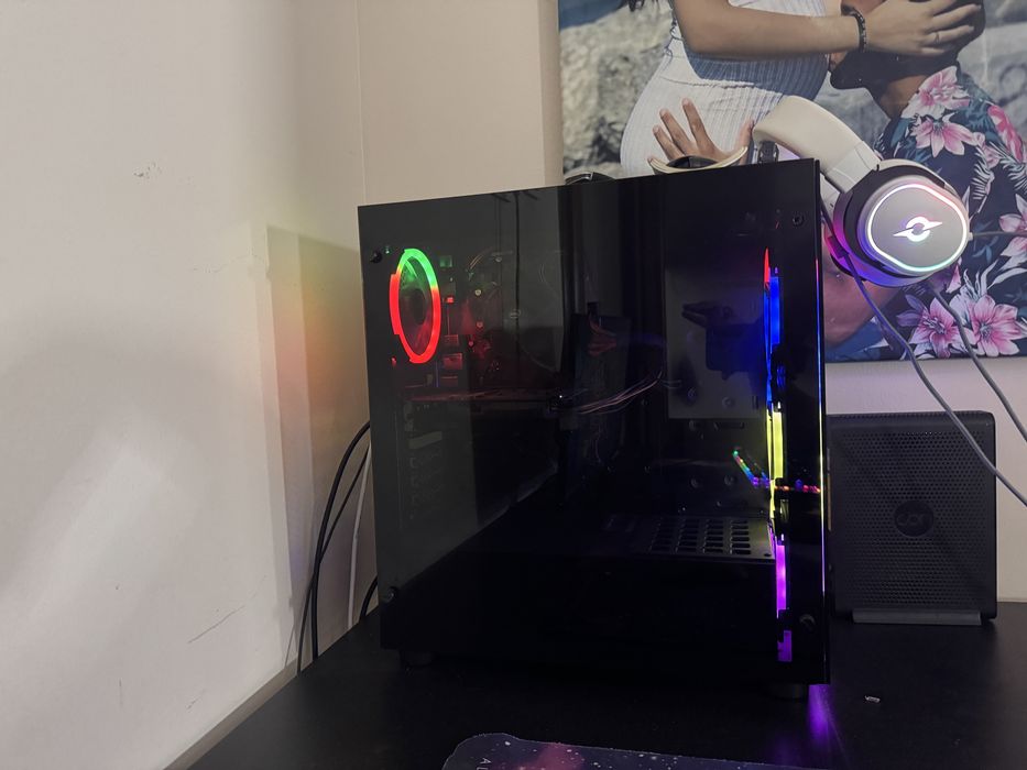 Vand sau schimb pc gaming
