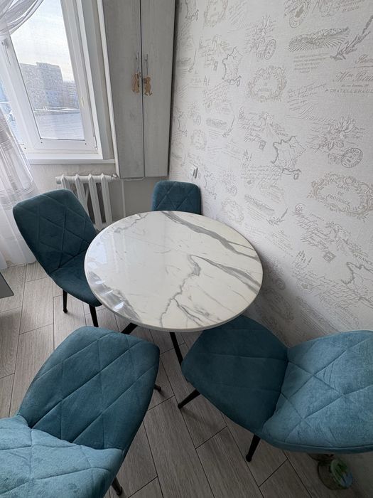 Продам стол кухонный трансформер