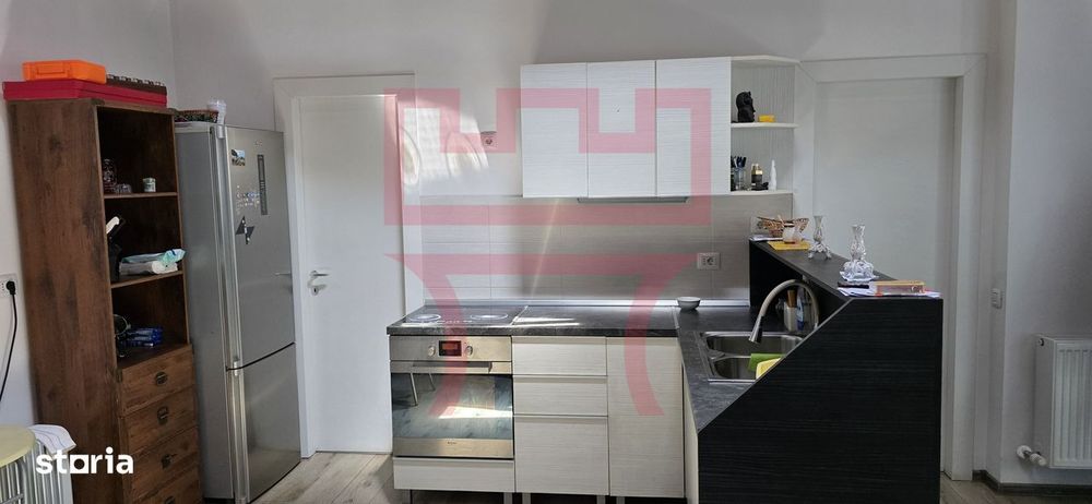 Casa zona Platinia Parcul Mare curte 500mp + apartament/ birou