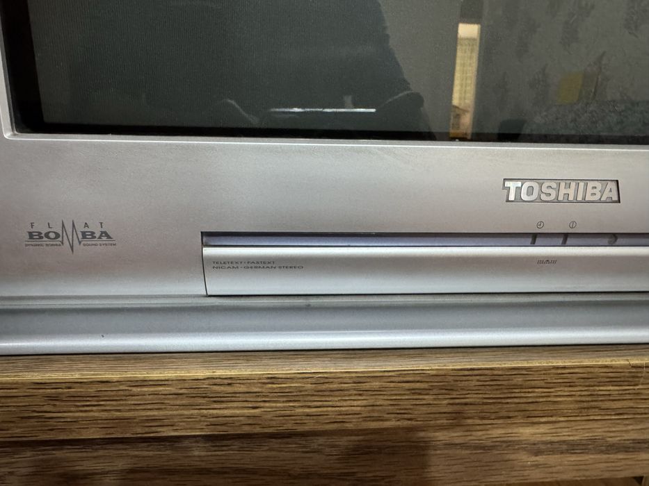 Телевизор TOSHIBA
