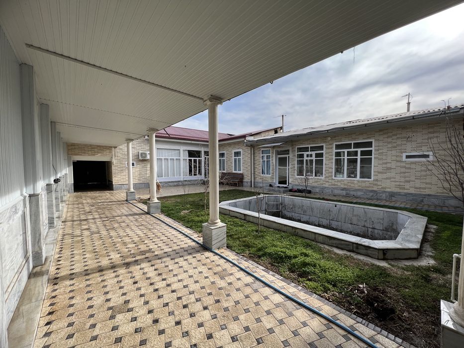 Uchastka sotiladi Shaykhontokhur rayon Tinchlik ko'chasi 4.5 sotu