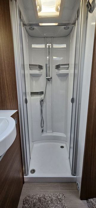 Autorulota Burstner 680 it G