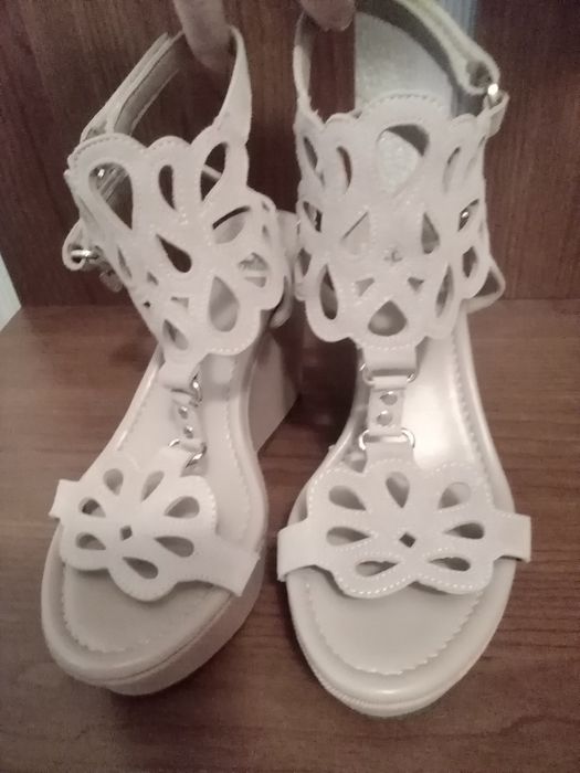 Дамски летни сандали/Крайни цени!