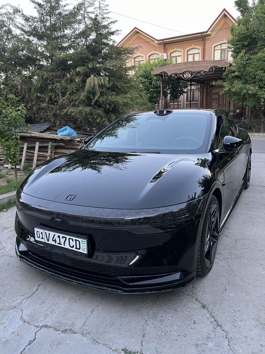Zeekr 007 PERFORMANCE  2.7 секунд 100