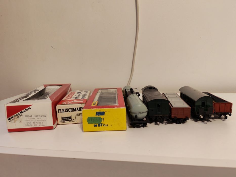 Vagoane diferite branduri ho