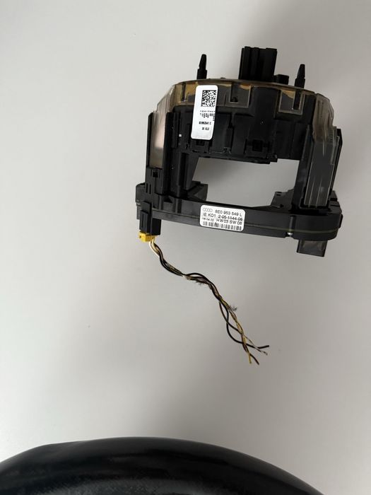 Продам руль и шлейф на ауди а 4 б 6