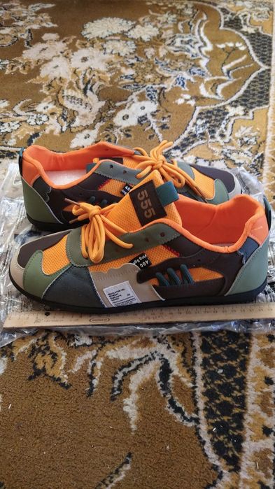 Новые лёгкие кроссовки