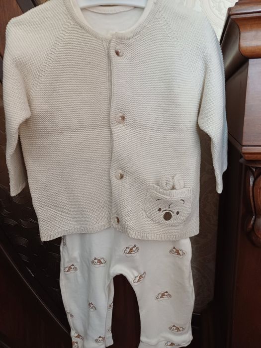 Костюмчик фирменный