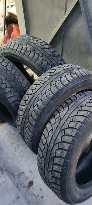 Продам комплект зимних шин, колёс!