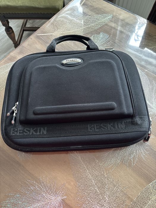 Geanta laptop Beskin