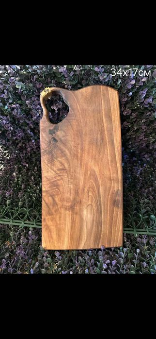 Дъски за рязане и мезета от Орех