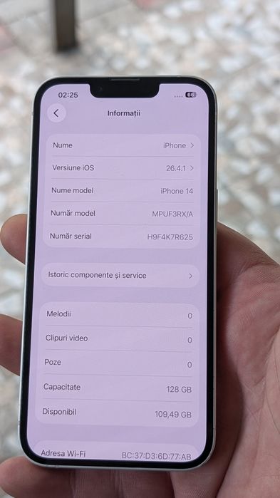 iPhone 14 white  128 gb