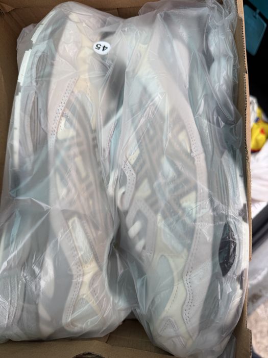 De vazare adidasi asics gel-nic