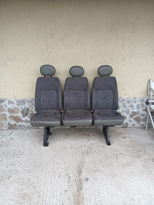 Vând caneapeua pentru Renault trafic. Opel vivaro.