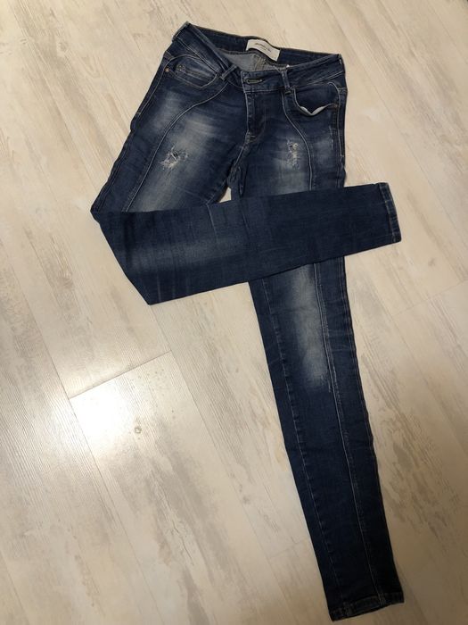 Къси панталонки и дънки - Всичко по 10 лв.