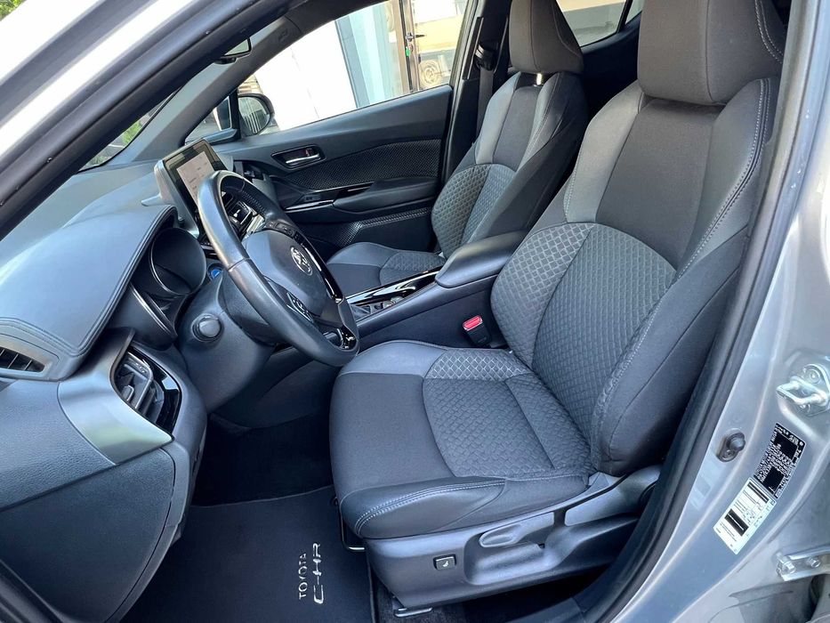 Toyota C-HR 1.8 Hybrid