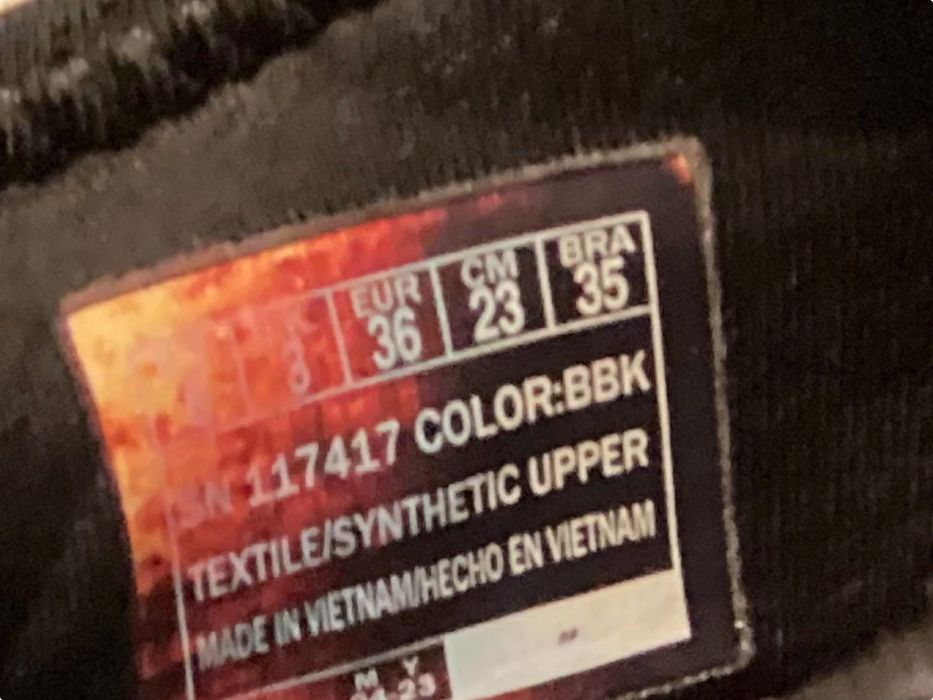 Nike №36 и Skechers №36