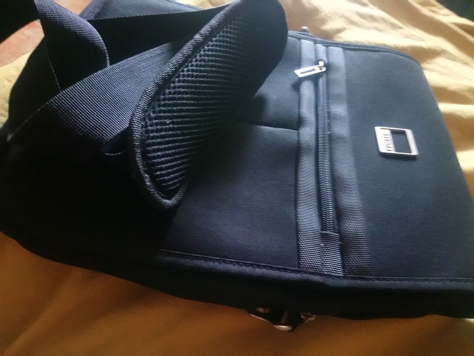 Чанта - "Loris Azzaro" France!