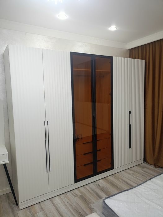 Сборщик мебели..