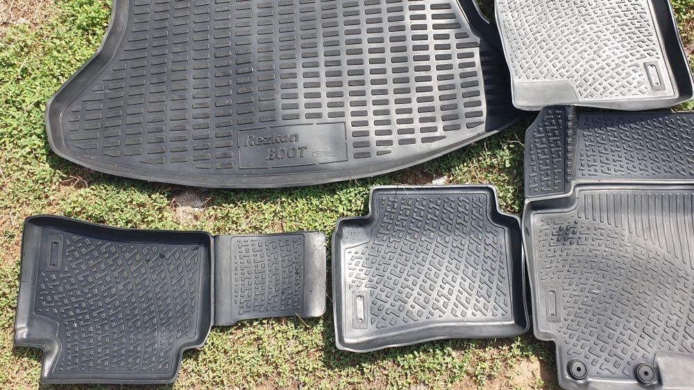 Резиновые коврики на KIA Rio