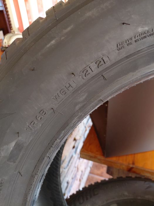 Зимни гуми Bridgestone driveguard 235/55 R17