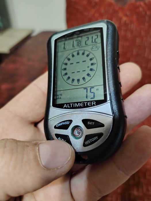 Altimetru Barometru Termometru multifuncțional digital