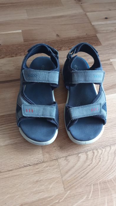 Sandale ecco marime37