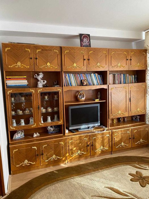 Apartament de închiriat